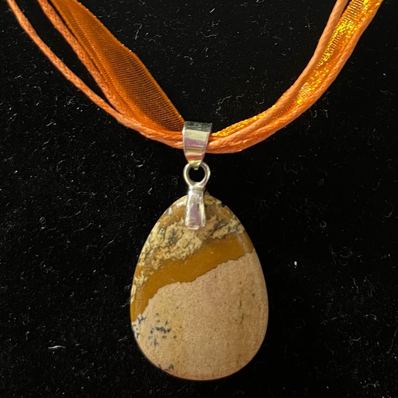 Vintage America Jewelry - 925 Sterling Silver and Jasper Stone  Pendant with lace Chocker vintage